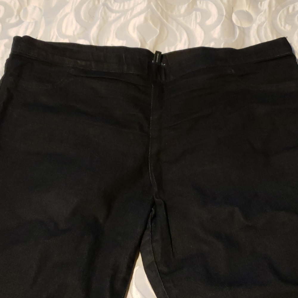 Pants - Picture 4 of 4